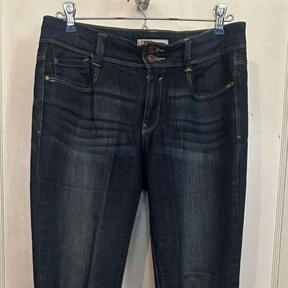 Lei Sophia Brand Hipster, Flared Jeans - Picture 1 of 3